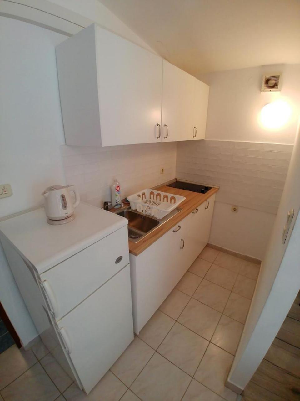 Apartment Svetka Сали Екстер'єр фото